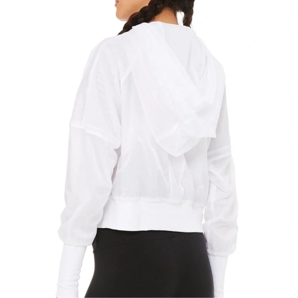 ALO YOGA Aqua jacket in dusty pink - medium